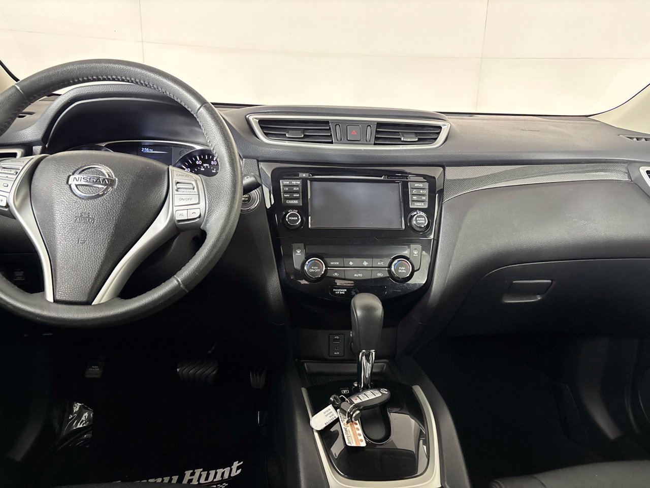 Used 2016 Nissan Rogue SL w/ SL Premium Package AWD/4WD image 28