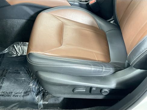 Used 2022 Subaru Forester Touring image 18