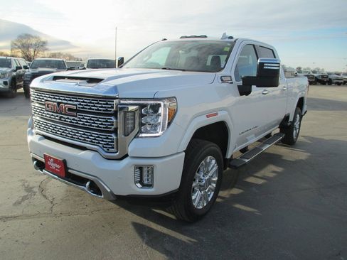 Used 2022 GMC Sierra 2500 Denali w/ Denali Ultimate Package image 10