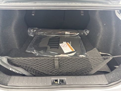 New 2025 Nissan Versa SR w/ Trunk Package image 25
