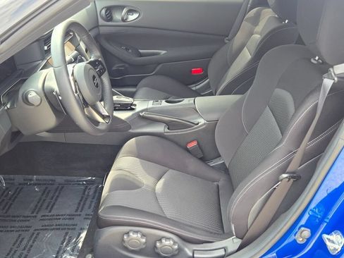 Used 2024 Nissan Z Sport w/ Floor Mat Package RWD image 20