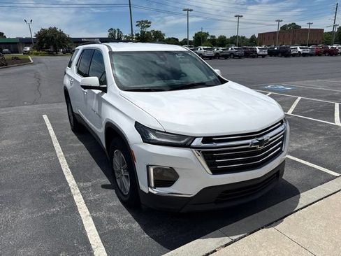 Used 2023 Chevrolet Traverse LT w/ LPO, Floor Liner Package AWD/4WD image 4