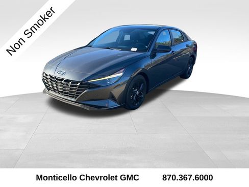 Used 2021 Hyundai Elantra SEL image 6