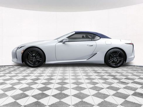 Used 2024 Lexus LC 500 Convertible image 40