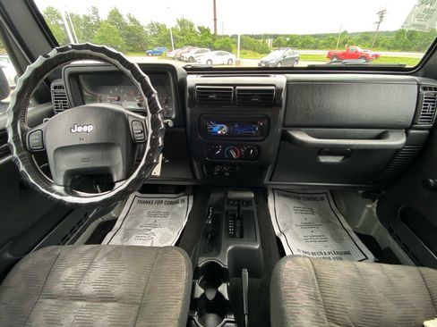 Used 2004 Jeep Wrangler X w/ Wheel Plus Group AWD/4WD image 17