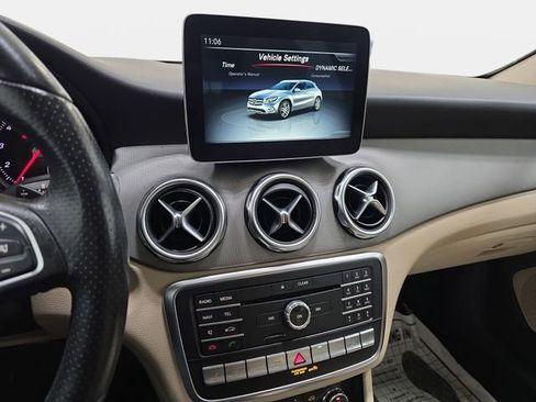 Used 2018 Mercedes-Benz GLA 250 4MATIC image 19