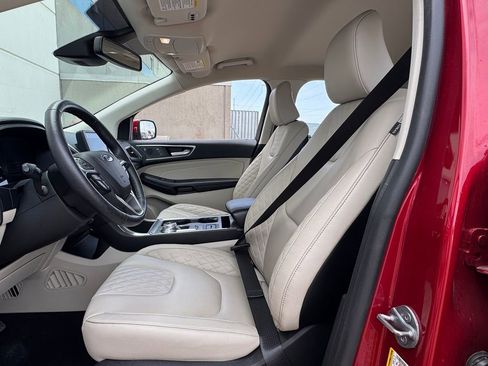 Used 2023 Ford Edge Titanium AWD/4WD image 19