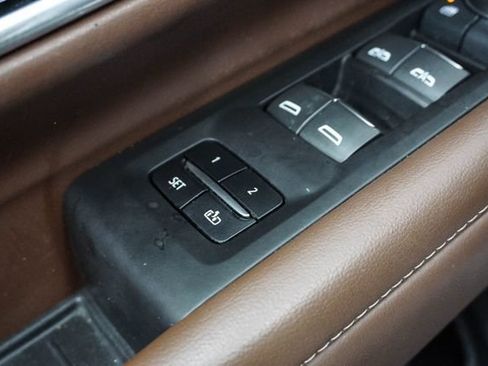 Used 2024 Chevrolet Tahoe High Country AWD/4WD image 8