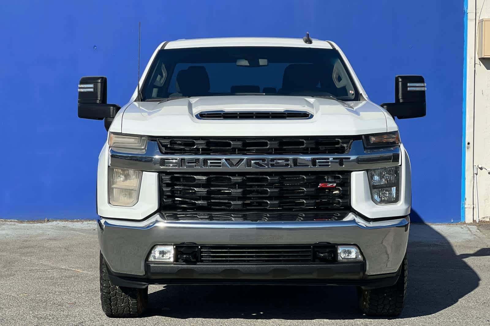 Used 2022 Chevrolet Silverado 2500 LT w/ Convenience Package AWD/4WD image 9