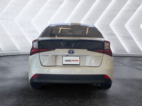 Used 2022 Toyota Prius XLE FWD image 5