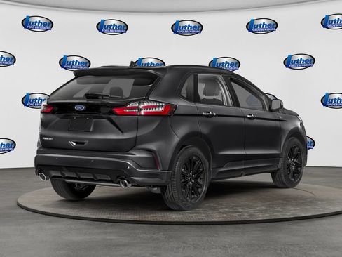 Used 2020 Ford Edge ST-Line w/ Cold Weather Package AWD/4WD image 2
