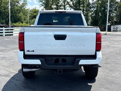 New 2025 Toyota Tacoma TRD Sport image 27