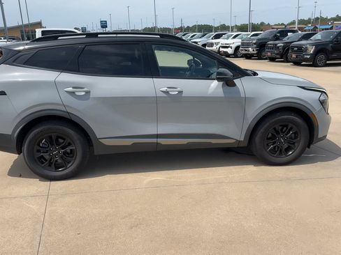 Used 2023 Kia Sportage X-Pro AWD/4WD image 2
