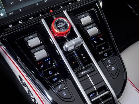 New 2026 Aston Martin V8 Vantage S image 31