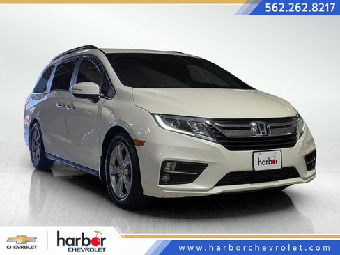 Used 2018 Honda Odyssey EX image 1