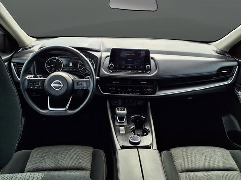 Used 2024 Nissan Rogue SV image 22