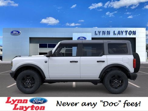 New 2025 Ford Bronco Big Bend w/ Black Diamond Package image 3