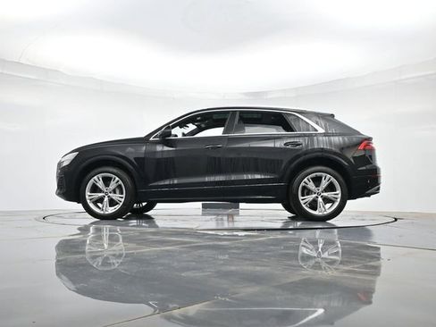 Used 2021 Audi Q8 Premium Plus w/ Premium Plus Package image 35