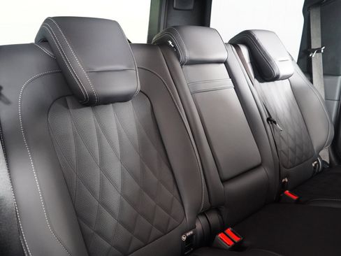 Used 2025 Mercedes-Benz G 63 AMG 4MATIC image 59