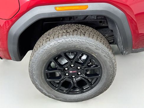 New 2026 GMC Canyon Elevation w/ Convenience Package image 24