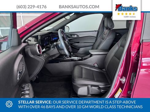 Certified 2024 Chevrolet Trax RS w/ Driver Confidence Package FWD image 9