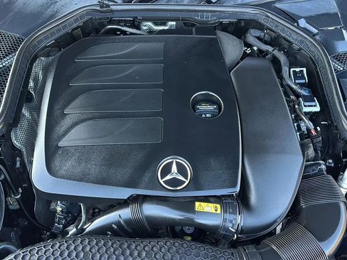 Used 2019 Mercedes-Benz C 300 4MATIC Cabriolet image 40