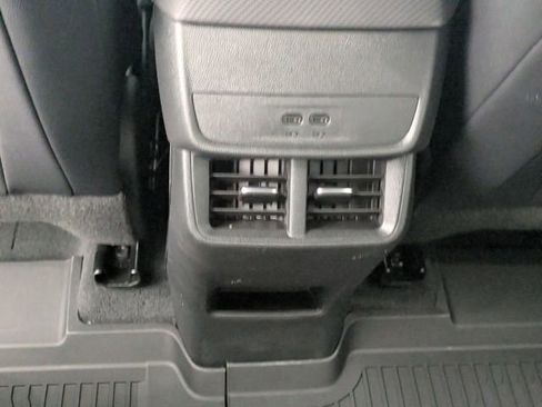 New 2026 Chevrolet Equinox LT FWD image 30