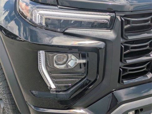 New 2025 GMC Canyon Elevation w/ Convenience Package image 12