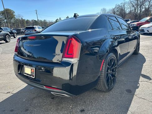 Used 2020 Chrysler 300 Touring w/ Sport Appearance Package image 6