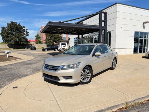 Used 2013 Honda Accord LX image 1