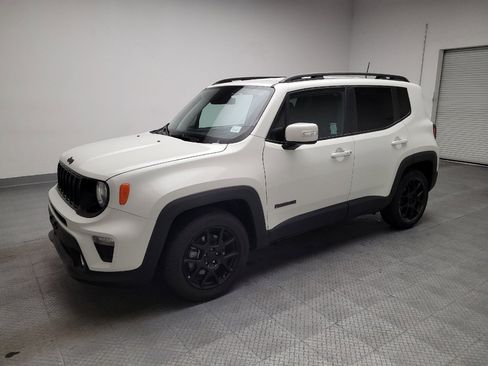 Used 2020 Jeep Renegade Altitude FWD image 2