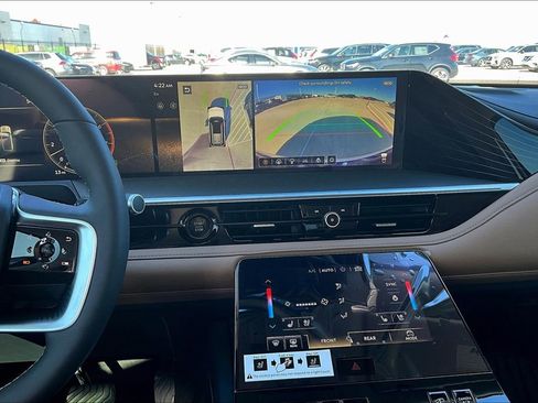 Used 2025 INFINITI QX80 Luxe image 19