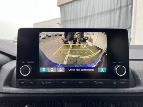 Used 2024 Honda CR-V Sport image 17