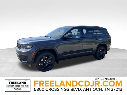 New 2025 Jeep Grand Cherokee L Altitude image 3