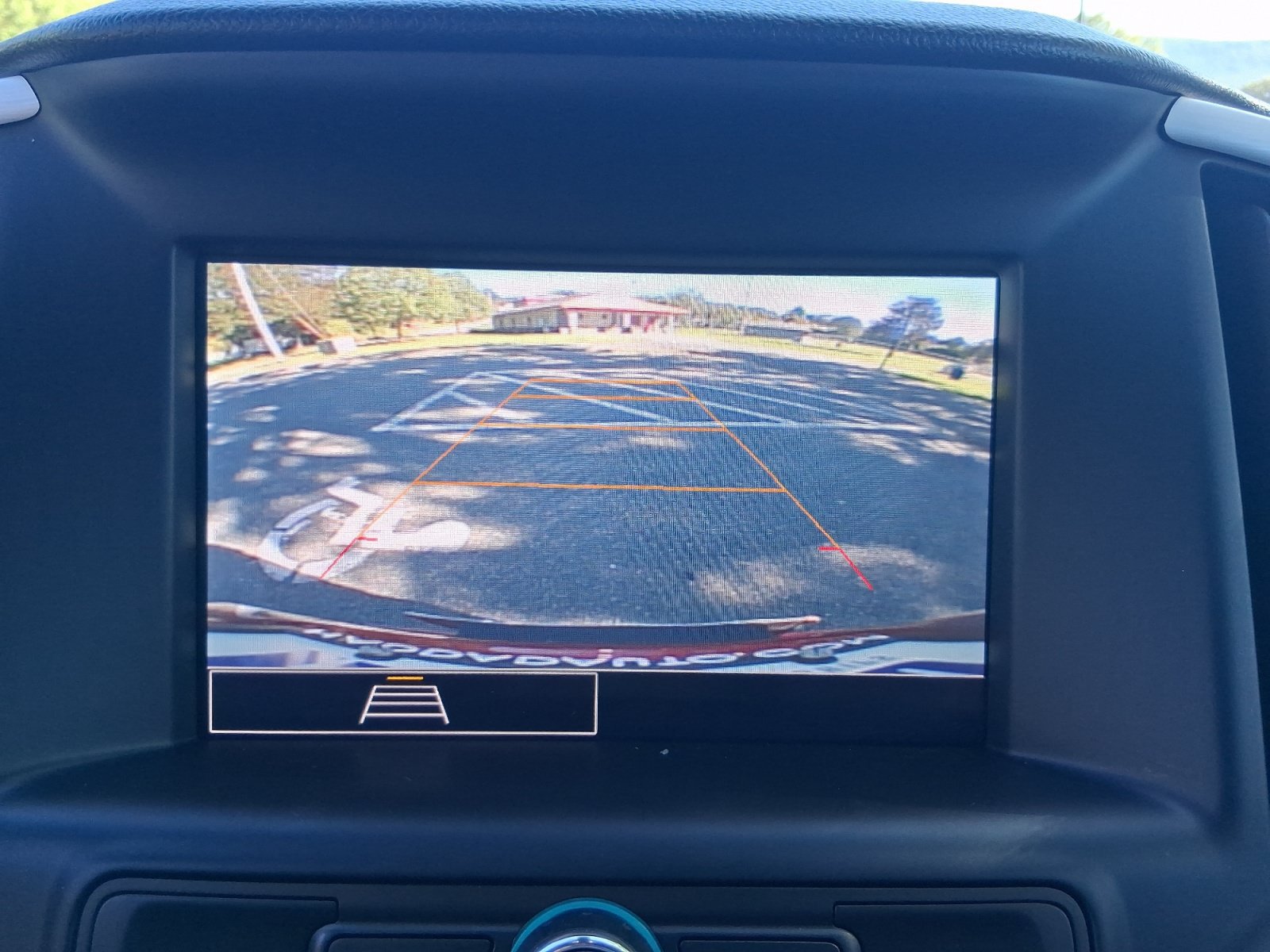 Used 2023 GMC Terrain SLE w/ Driver Convenience Package AWD/4WD image 25