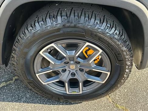 Used 2022 Rivian R1T Adventure AWD/4WD image 34