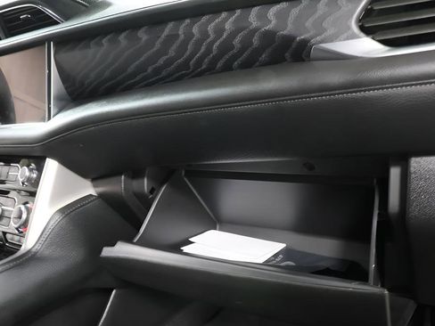 Used 2024 GMC Yukon XL Denali image 36