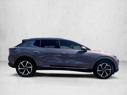 Certified 2024 Chevrolet Equinox EV LT w/ Active Safety Package 3 FWD image 5