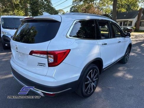 Used 2022 Honda Pilot Touring image 8