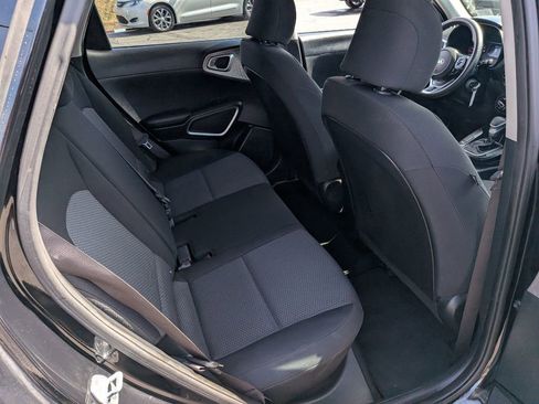 Used 2020 Kia Soul LX FWD image 13