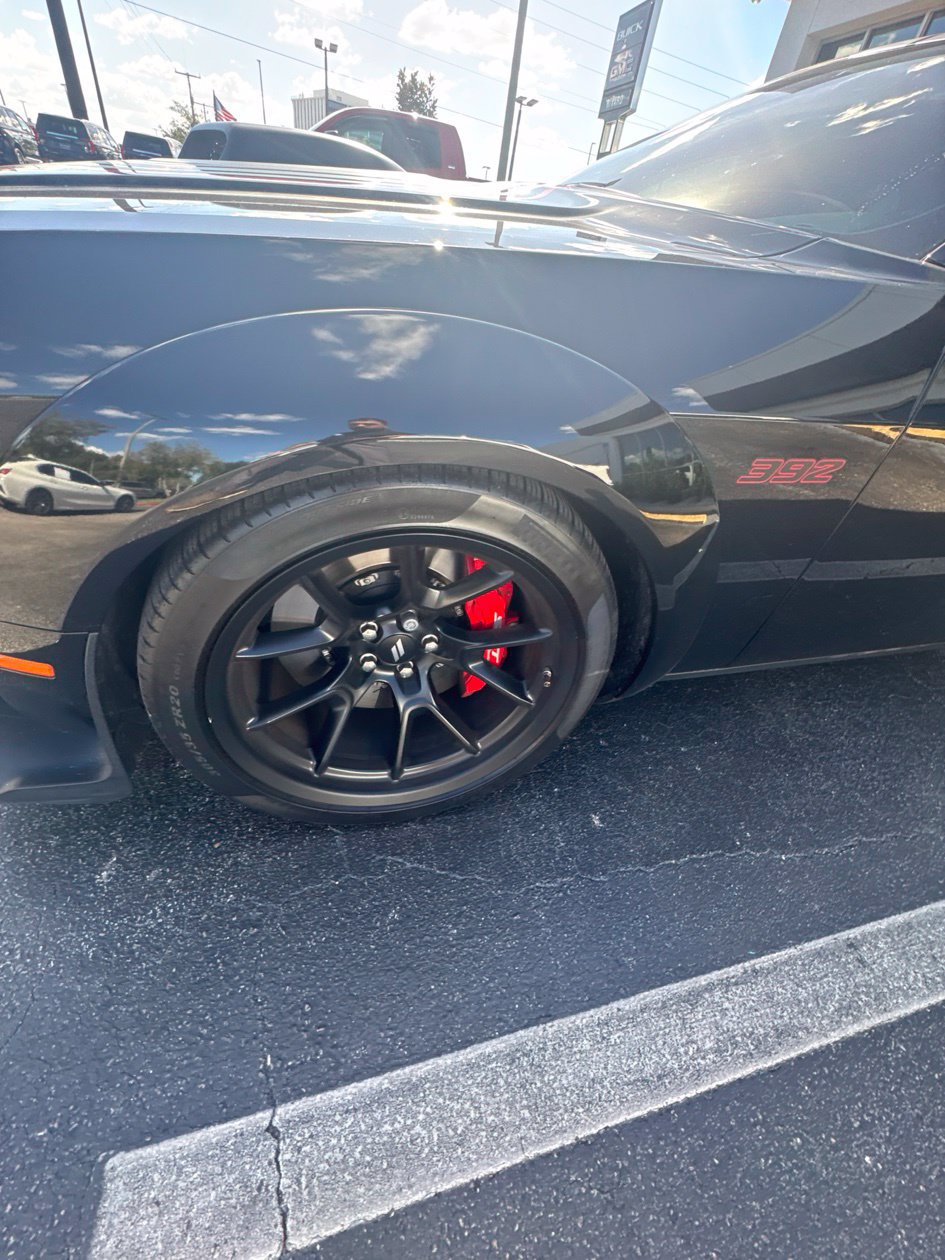 Used 2023 Dodge Challenger R/T Scat Pack RWD image 1