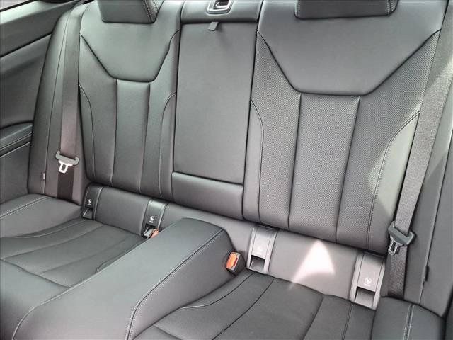Used 2025 BMW 430i Coupe w/ Convenience Package RWD image 20