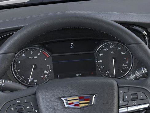 New 2025 Cadillac XT6 Luxury image 18