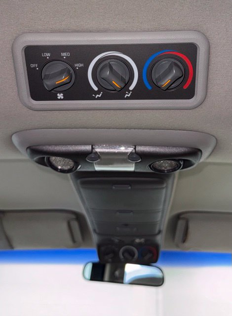 Used 1993 Chevrolet Suburban 4WD image 21
