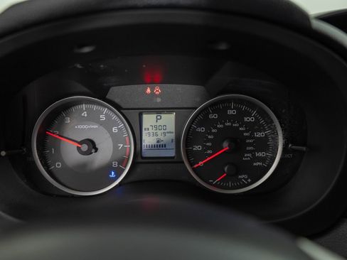 Used 2014 Subaru Crosstrek 2.0i Premium AWD/4WD image 31