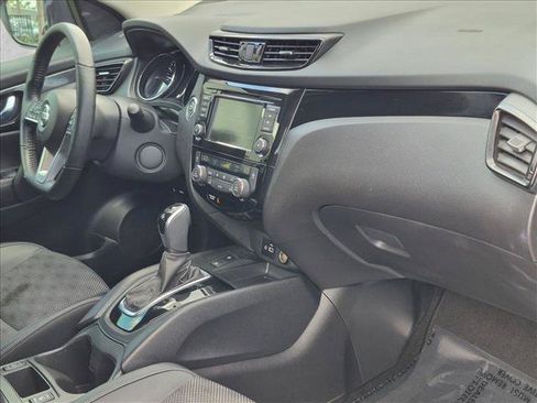 Used 2022 Nissan Rogue Sport SV w/ Technology Package AWD/4WD image 20