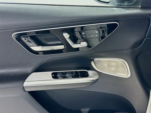 New 2026 Mercedes-Benz GLC 300 image 19