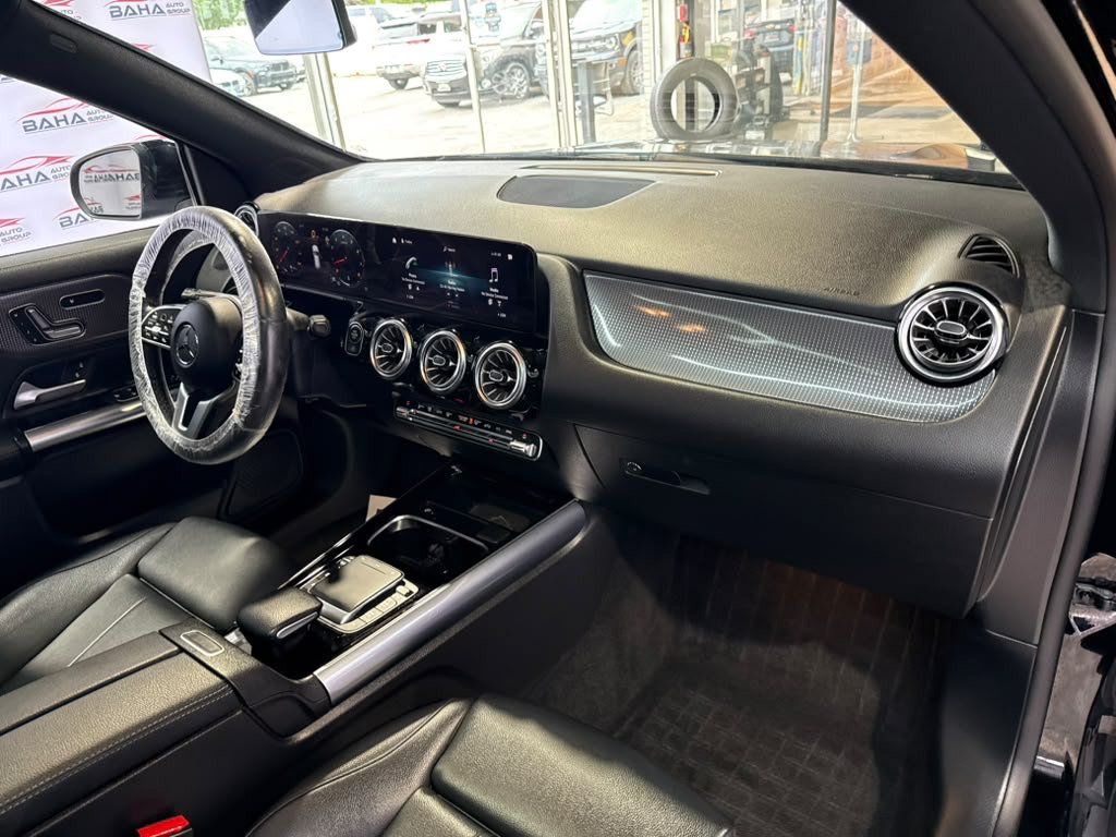 Used 2023 Mercedes-Benz GLA 250 4MATIC w/ Premium Package image 50