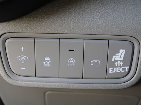 Certified 2025 Kia Soul EX image 24