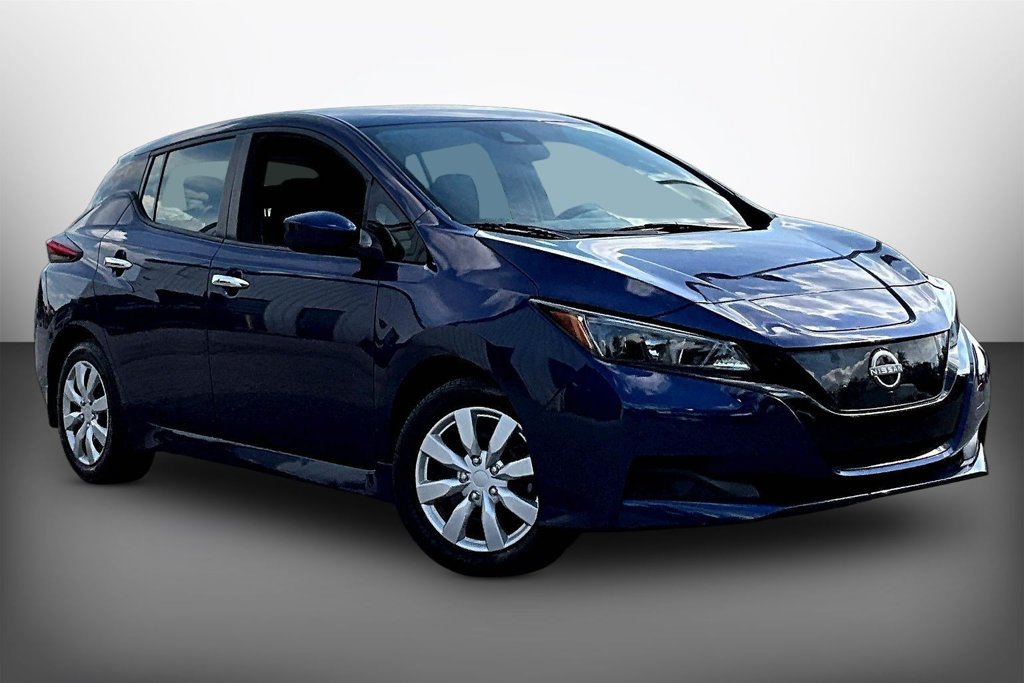 Used 2023 Nissan Leaf S FWD image 3